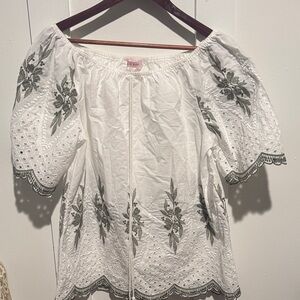 Ana Rose Embroidered White and Grayish Olive Women's Top Size XL